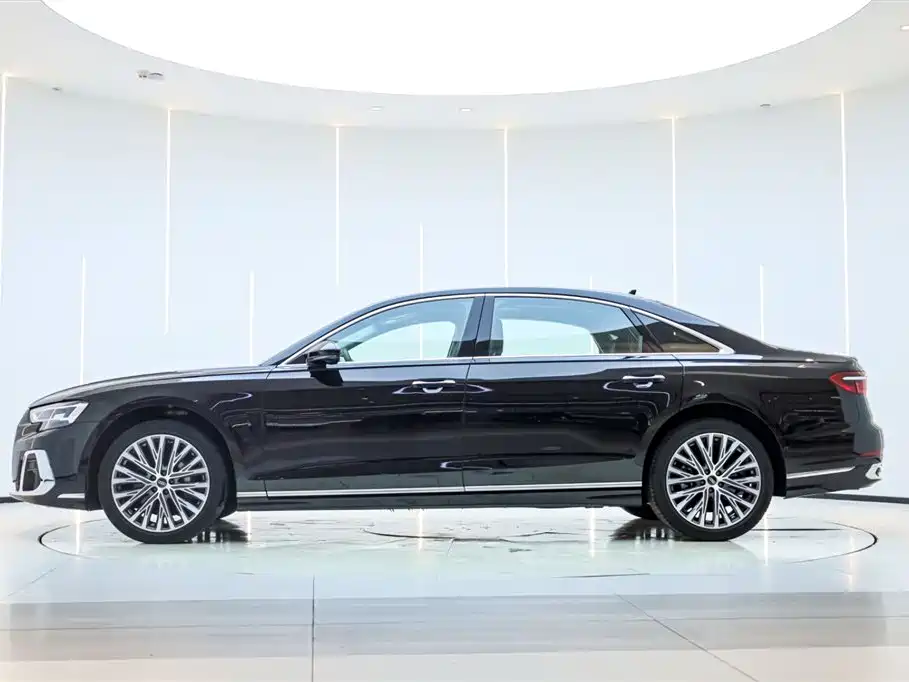 Audi A8 2023 A8L 50 TFSI quattro Premium