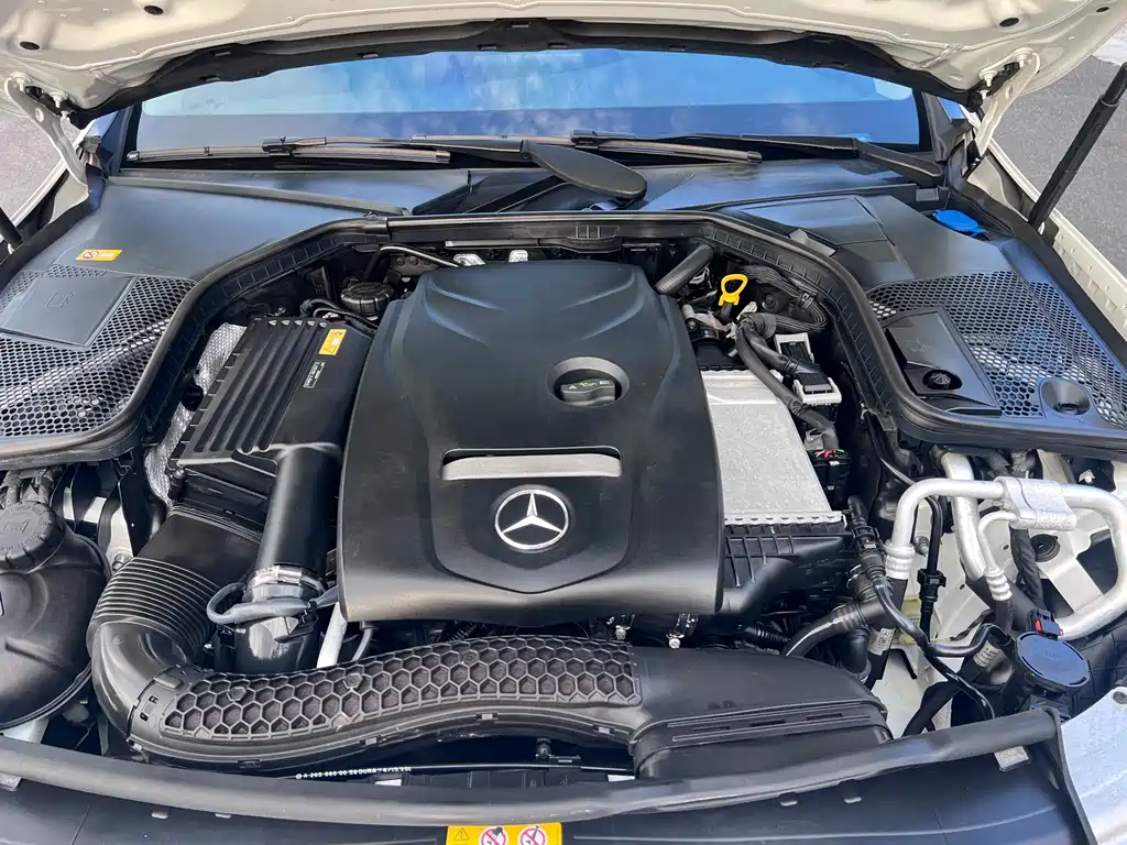 Mercedes-Benz C-Class — миниатюра 20