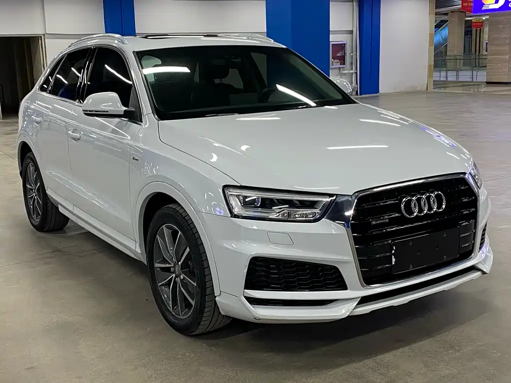 Audi Q3 2018 30 35 TFSI quattro Sport