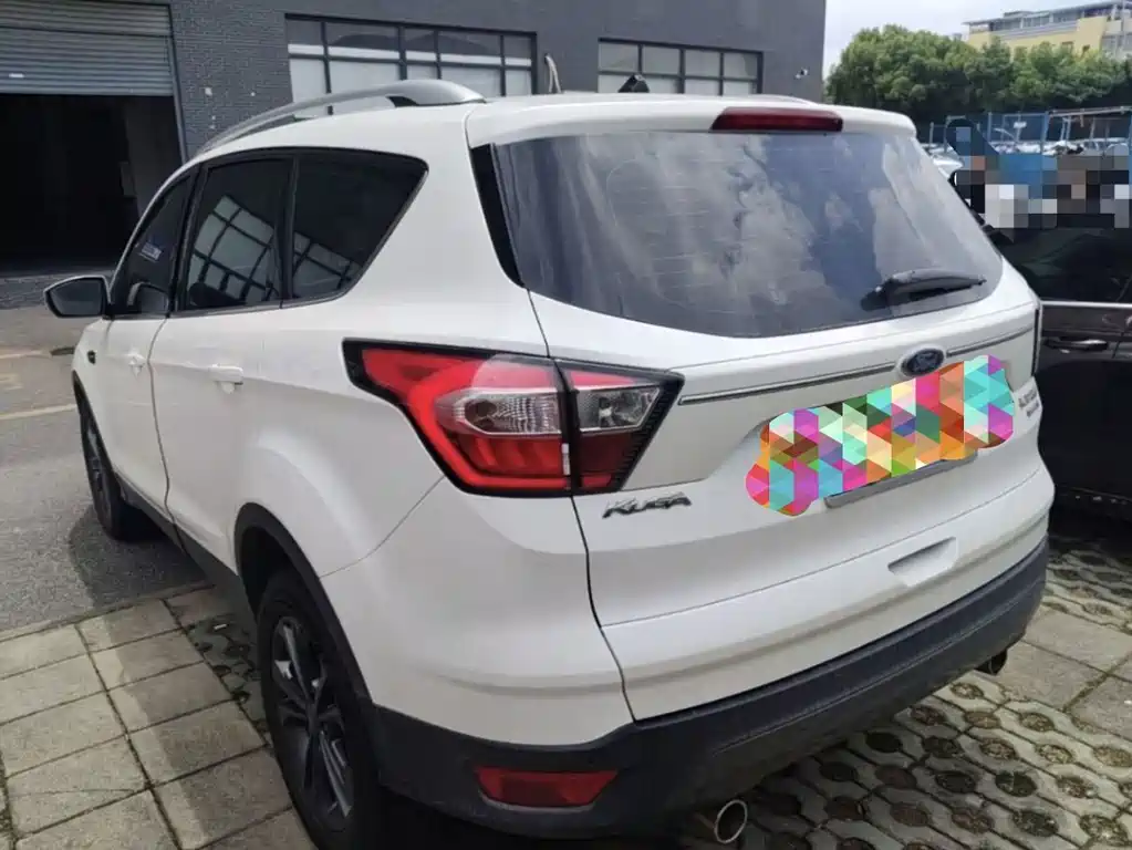 Ford Kuga — миниатюра 2