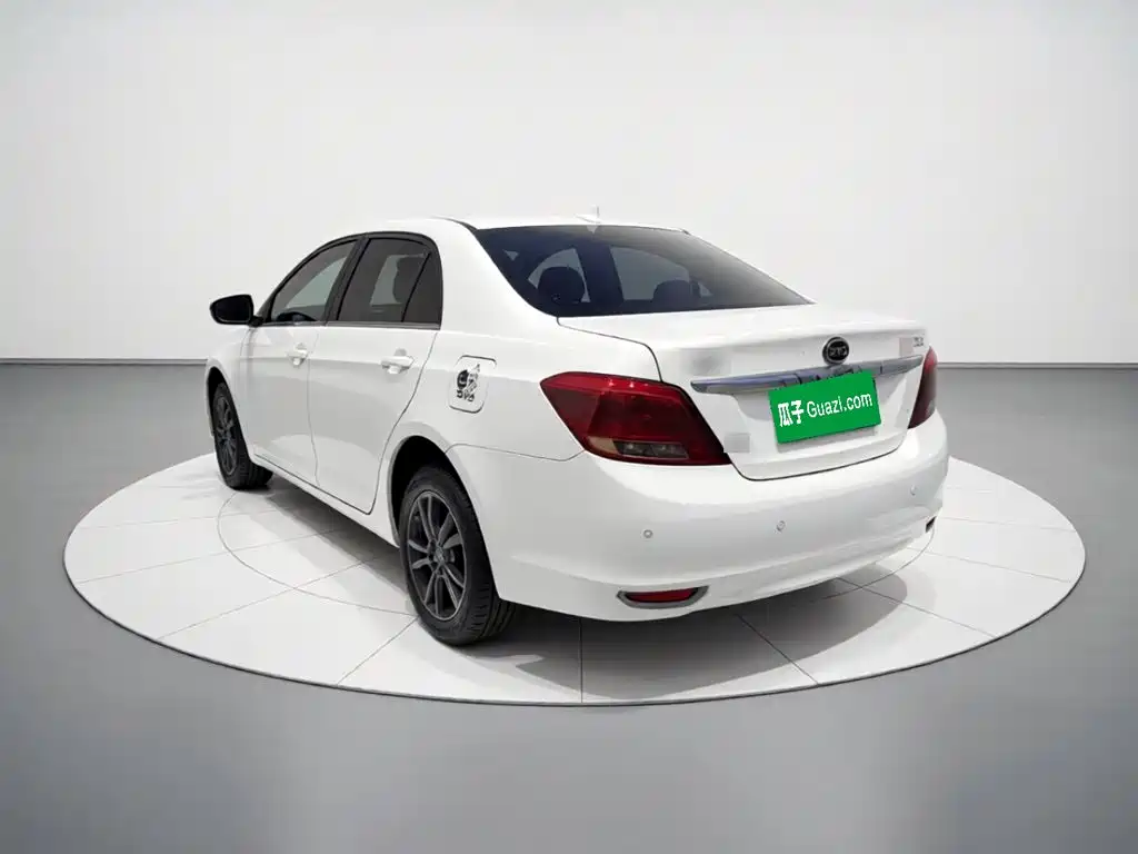 BYD Surui — миниатюра 4