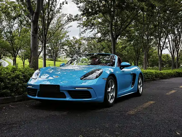 Porsche 718