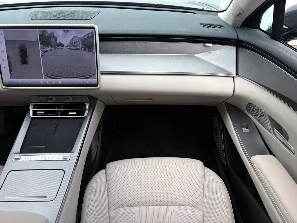 BYD Han L 2025 DM-i 200KM Premium