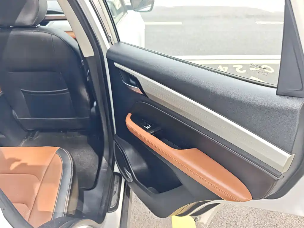 Geely Vision X6 — миниатюра 17