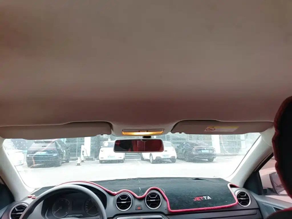 Volkswagen Jetta — миниатюра 18