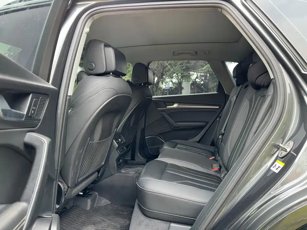 Audi Q5L — миниатюра 9