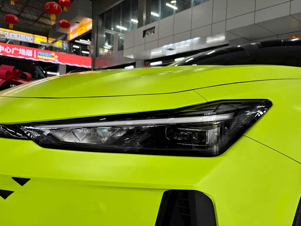 CHANGAN UNI V SMART IDD