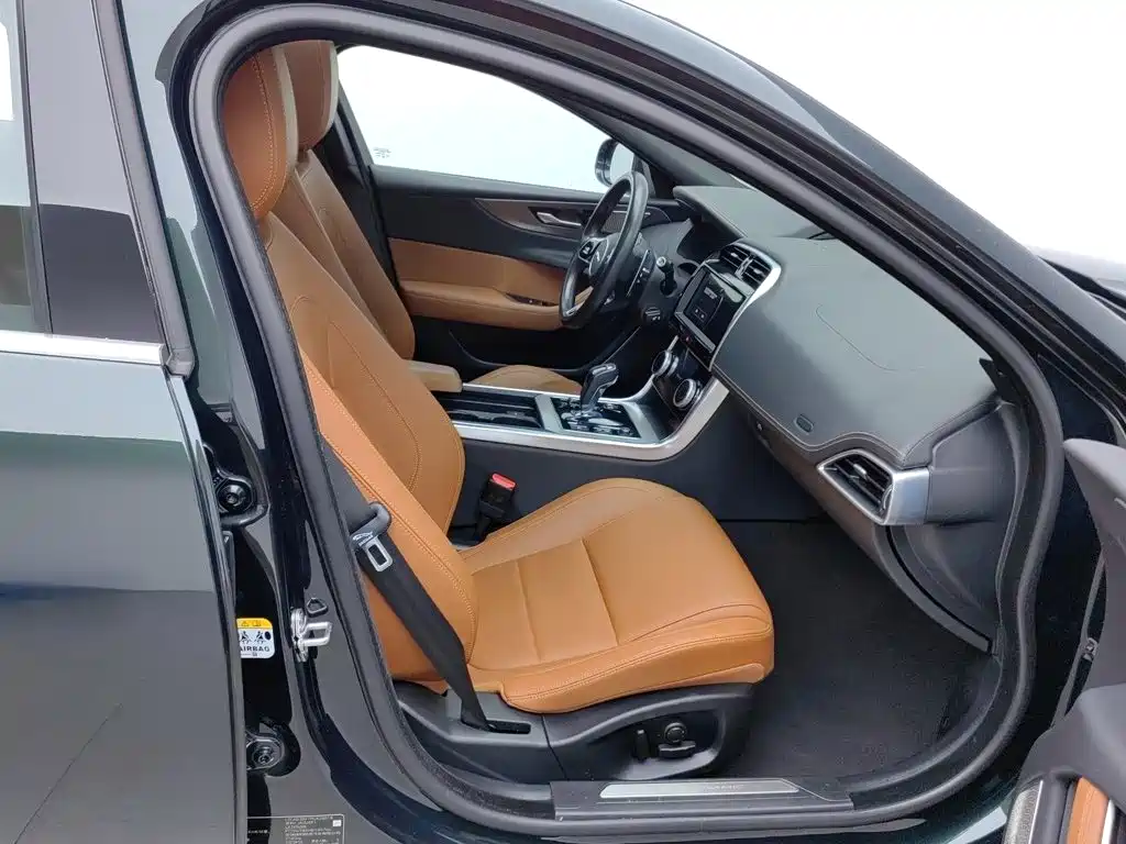 Jaguar XEL — миниатюра 23