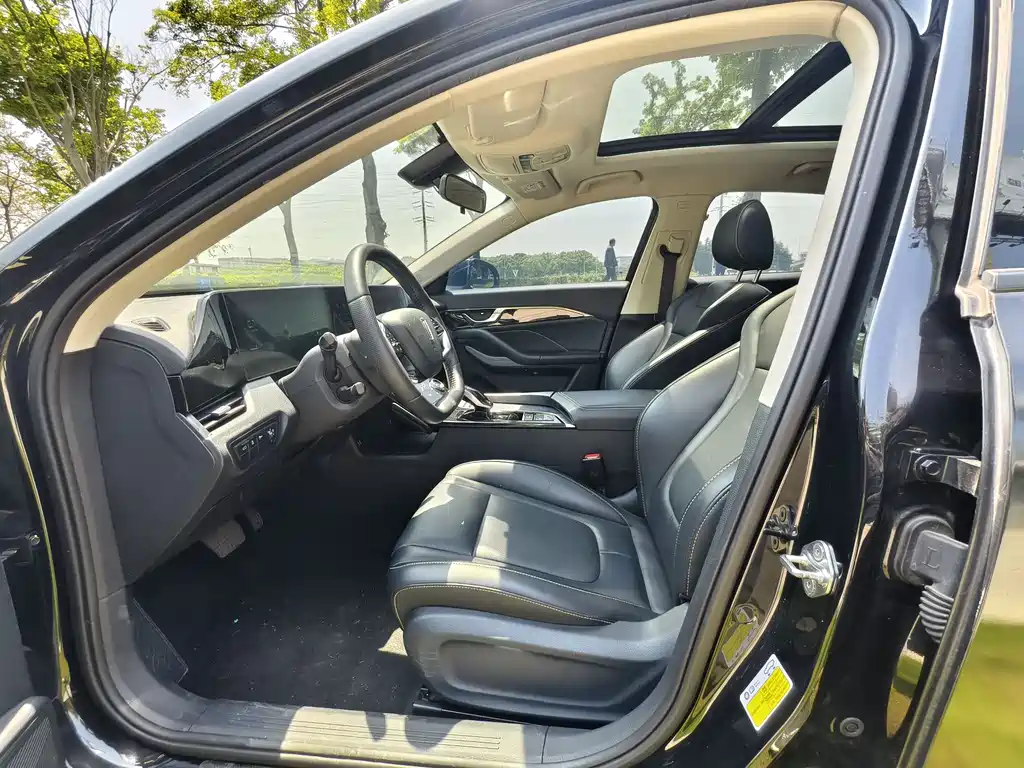 Bestune B70 2021 1.5T AT