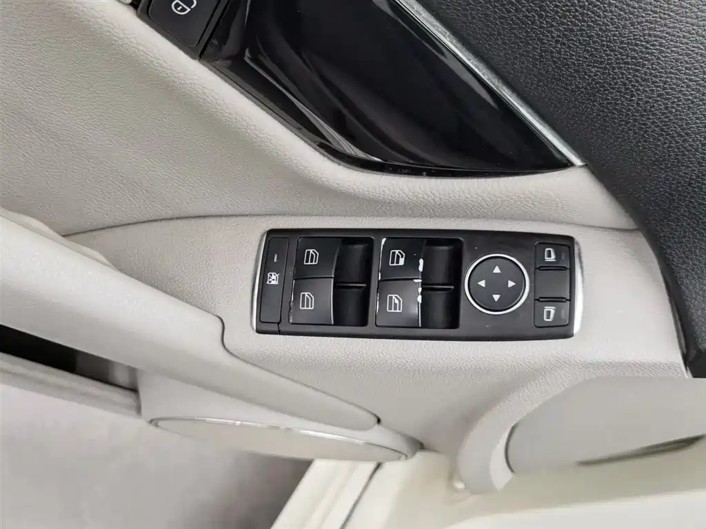 Mercedes-Benz C-Class C 2010 C 180K