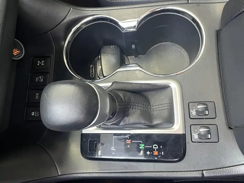 Toyota Highlander — миниатюра 21