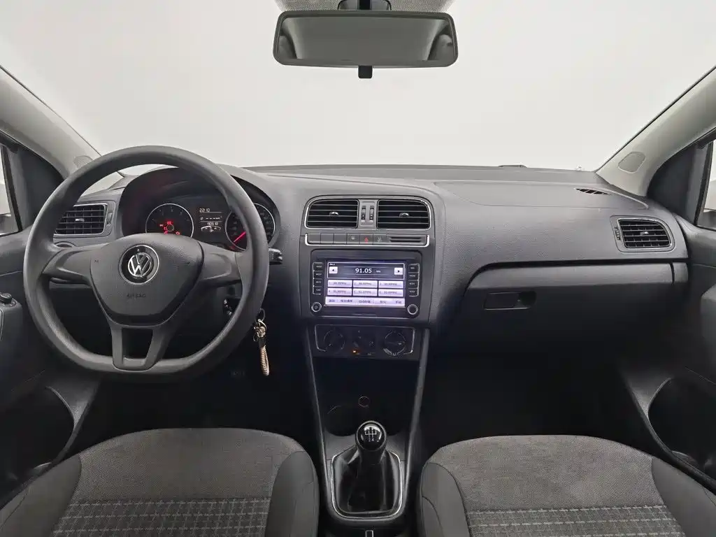 Volkswagen Polo — миниатюра 5