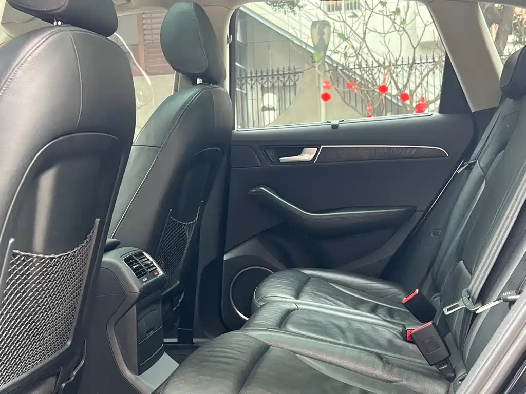 Audi Q5 2010 3.2FSI Sport
