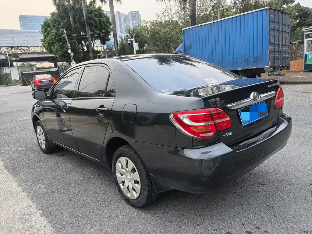 Toyota Corolla — миниатюра 15