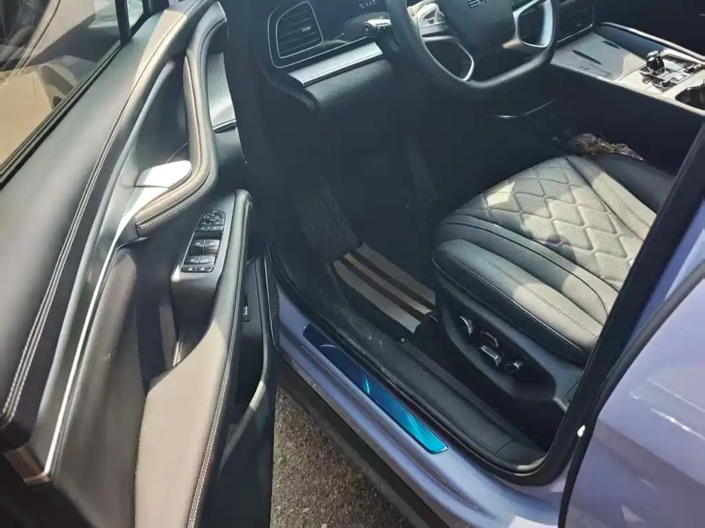 BYD Sealion 07 EV — миниатюра 3