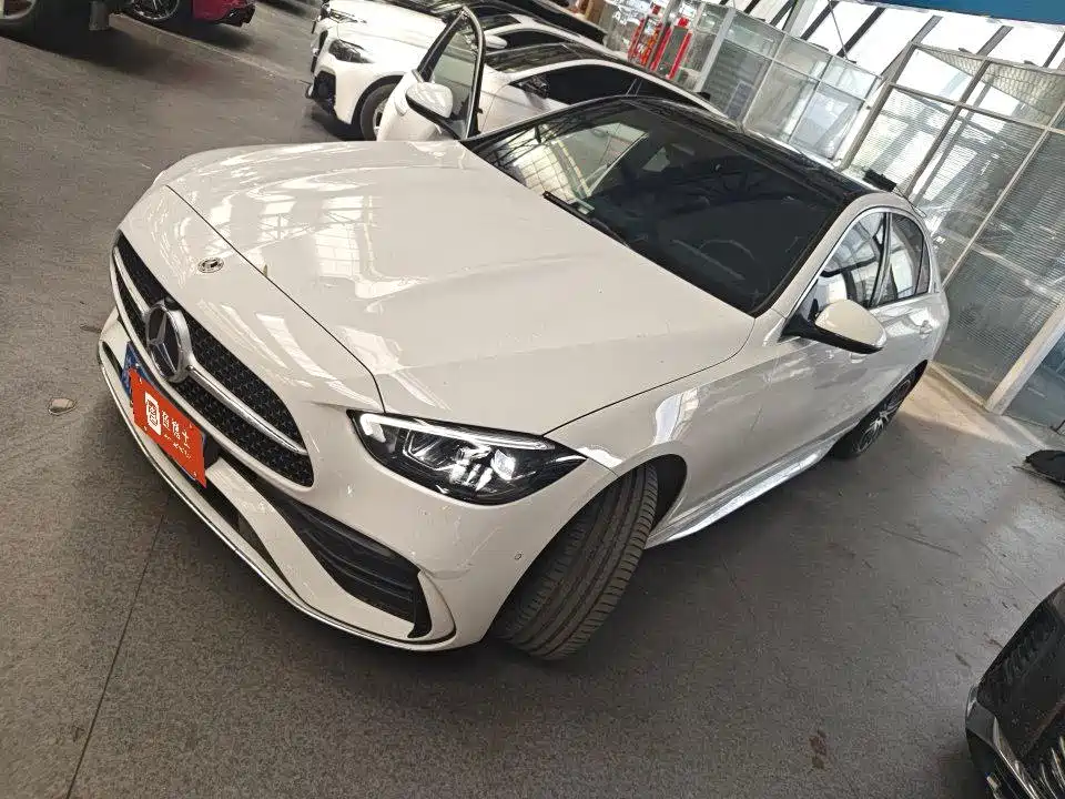 奔驰C级 2024款 C 260 L 运动版 2024