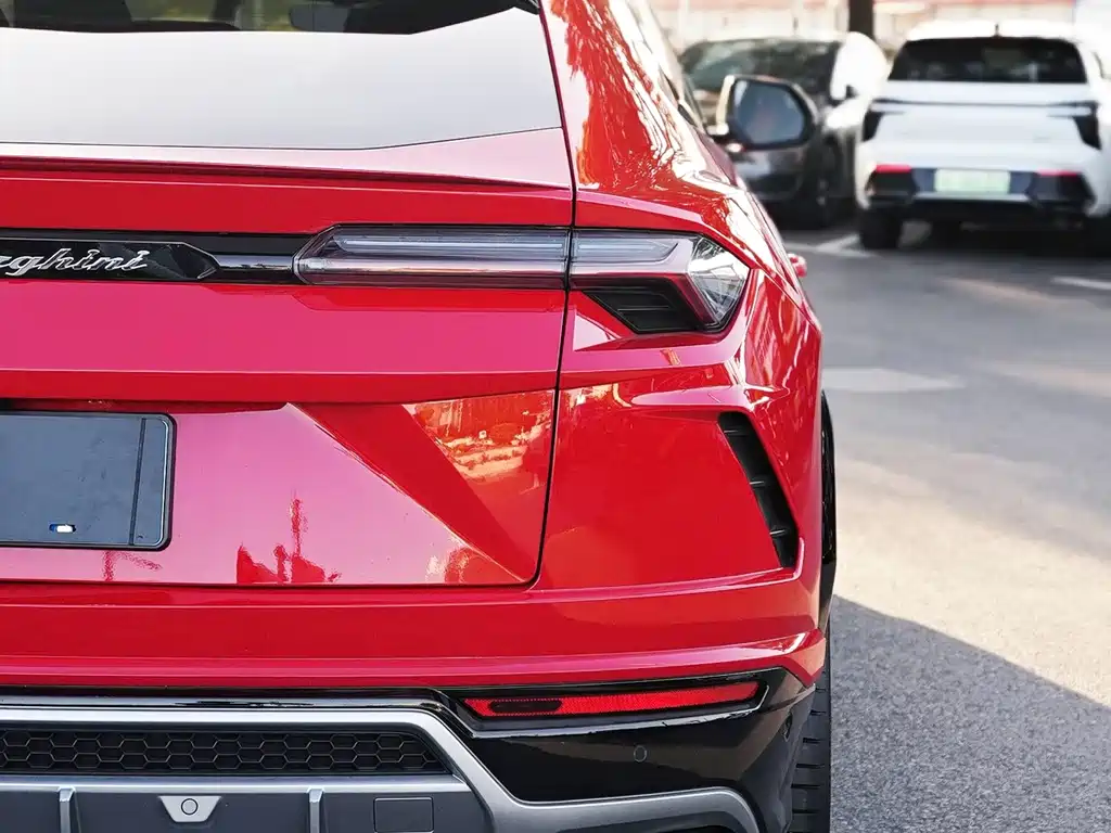 Lamborghini Urus 2021 4.0T V8