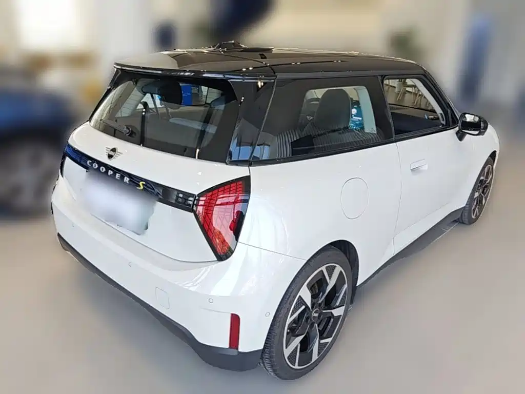 MINI MINI COOPER EV — миниатюра 10