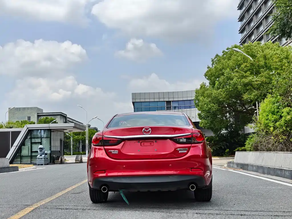 Mazda Atenza — миниатюра 8