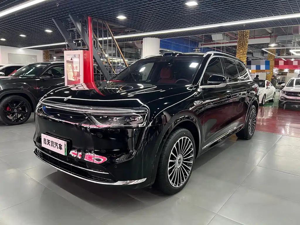 AITO ASK THE WORLD M8