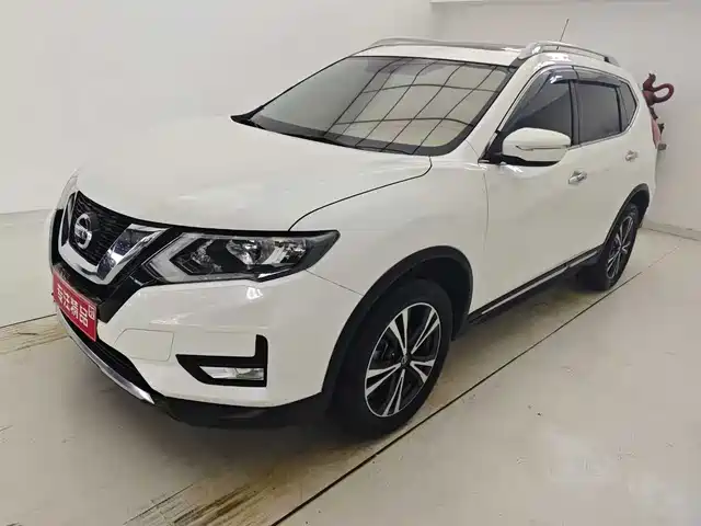 NISSAN QIJUN 2019