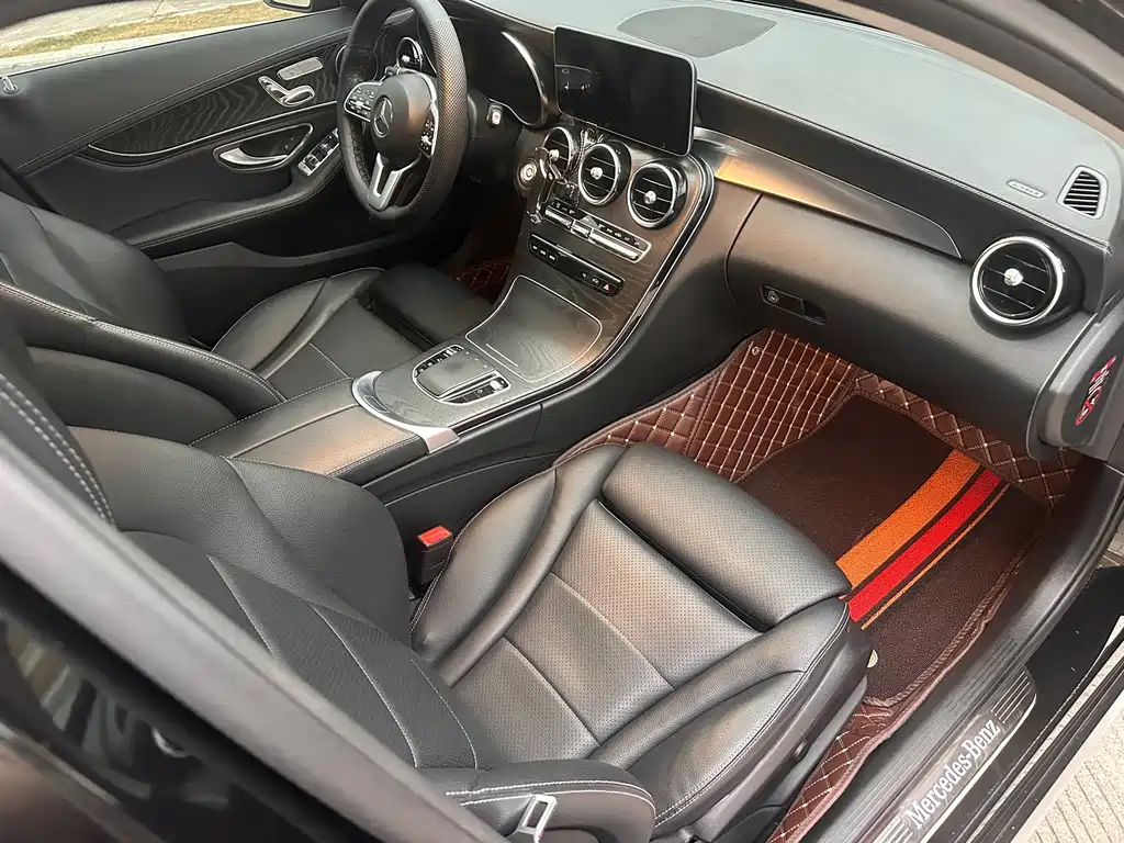 Mercedes-Benz C-Class — миниатюра 4