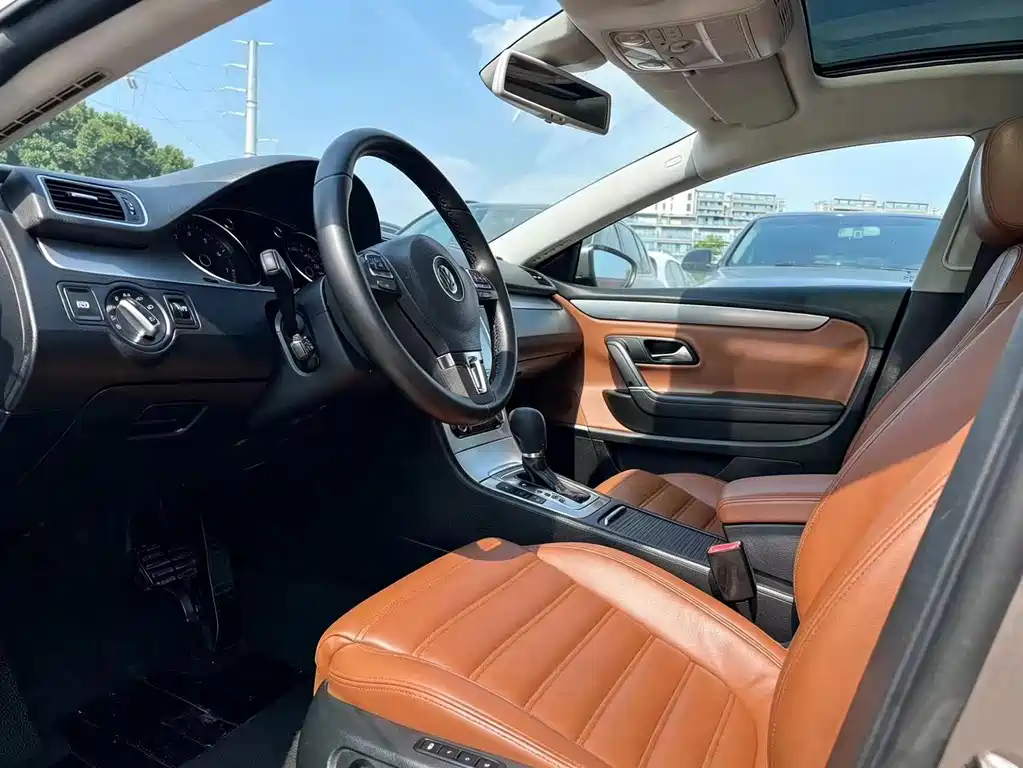 Volkswagen FAW - Passat CC CC 2012 2.0TSI
