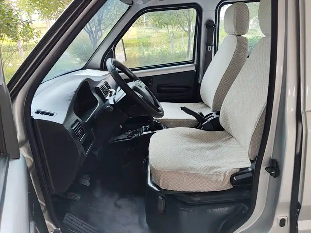 Wuling Rongguang Mini Truck — миниатюра 15