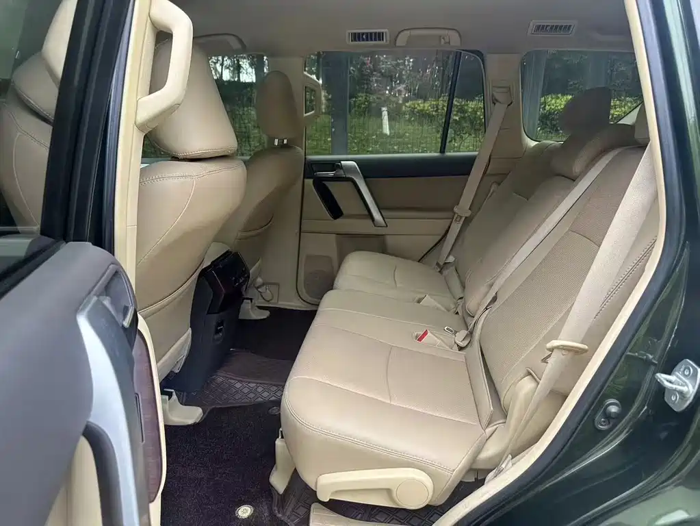 Toyota Land Cruiser Prado 2015 2.7L