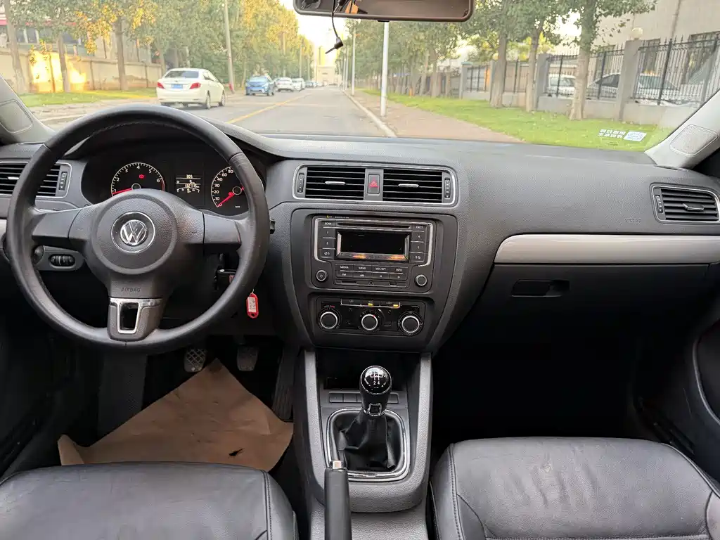 Volkswagen Sagitar — миниатюра 10