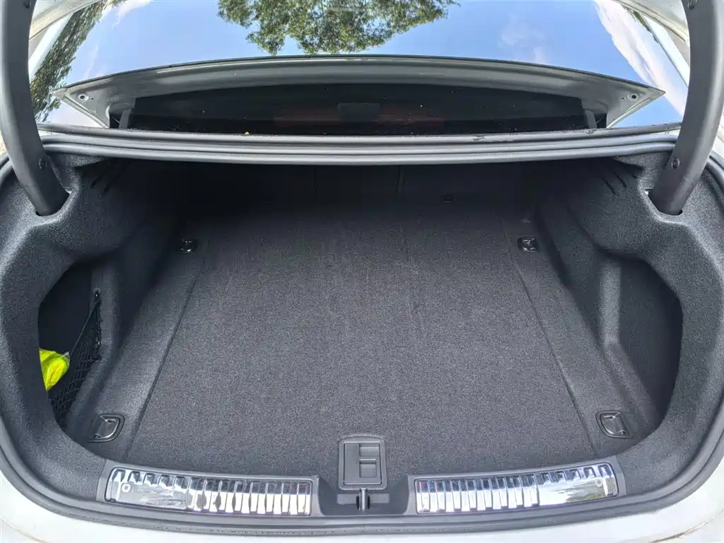 Audi A5L — миниатюра 22