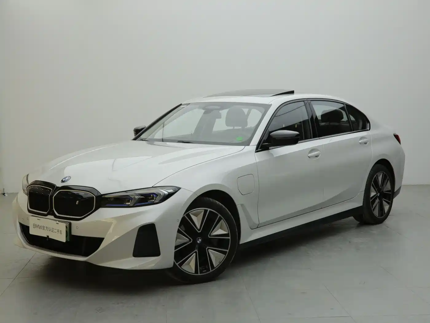 宝马i3 2024款 eDrive 40 L 曜夜运动套装 2023