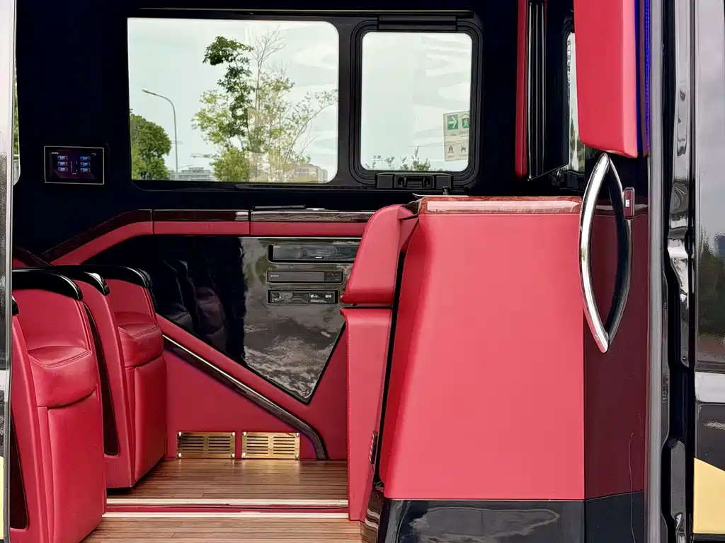 Mercedes-Benz Sprinter — миниатюра 17