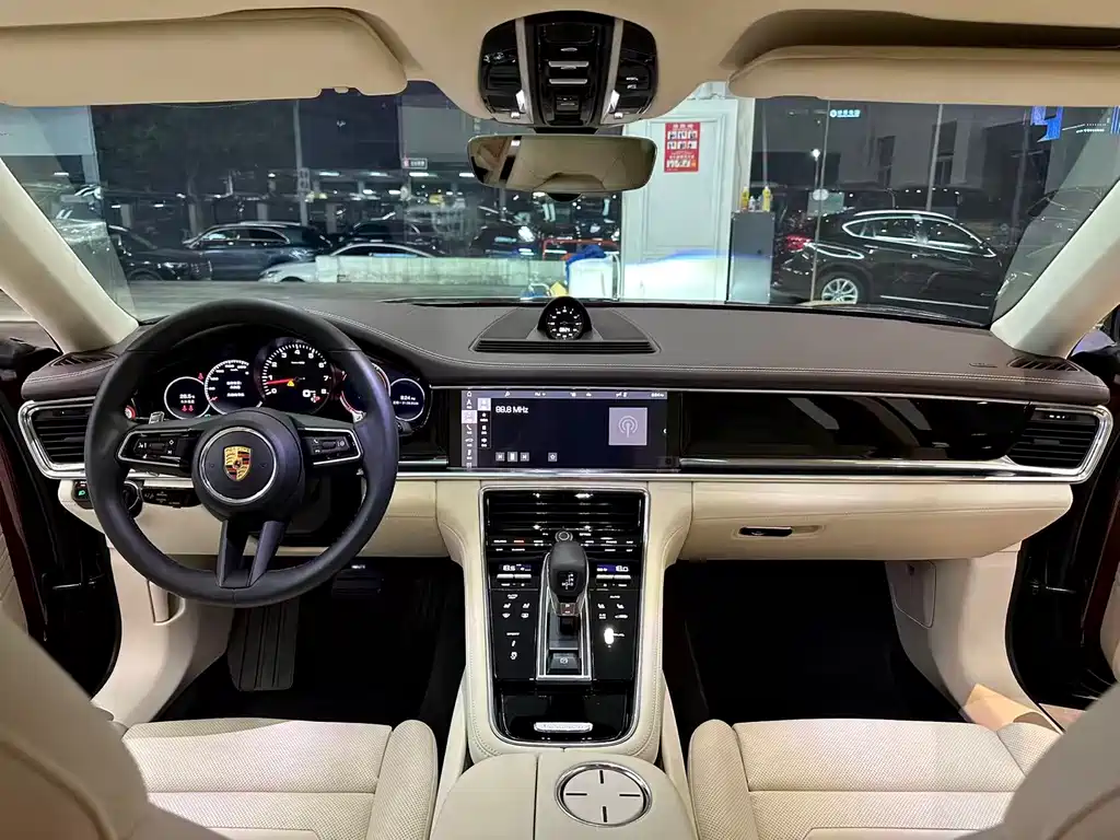 Porsche Panamera — миниатюра 8