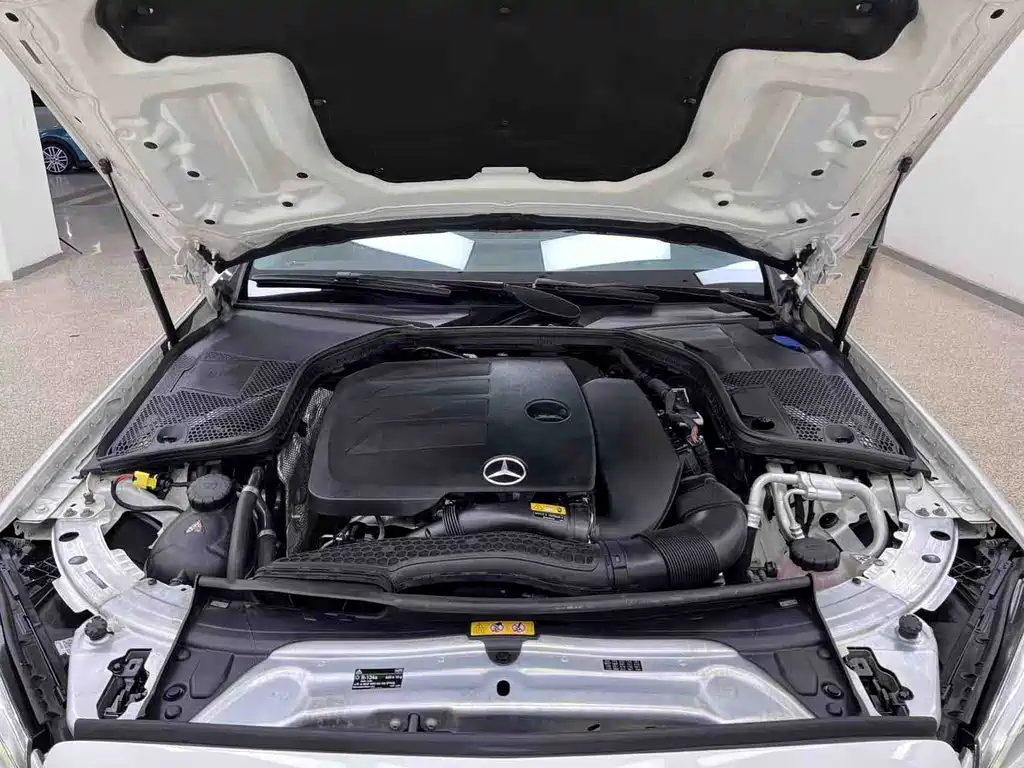Mercedes-Benz C-Class — миниатюра 24