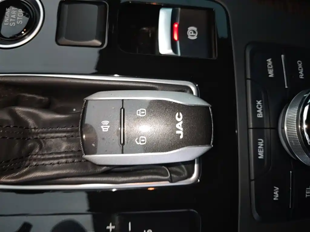 JAC Refine A60 — миниатюра 9
