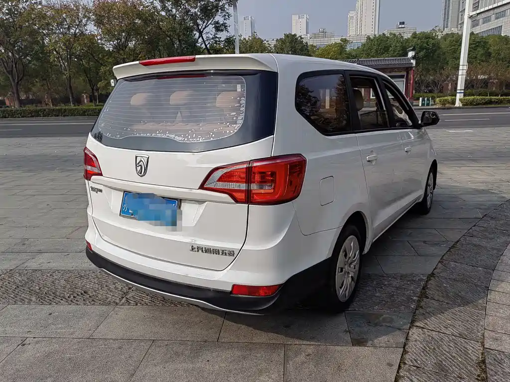 BAOJUN 730