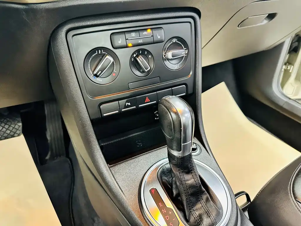 Volkswagen Beetle 1.4TSI Comfort Type, фото 41