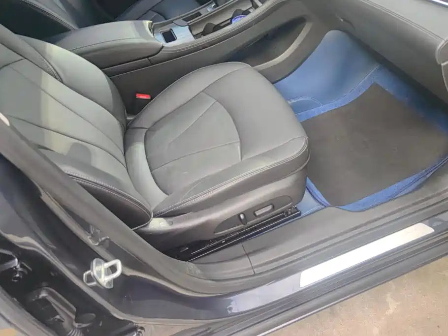 Buick LaCrosse — миниатюра 8