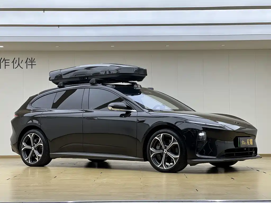 NIO ET5T