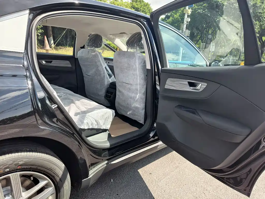 Hongqi E-QM5 2025 500km