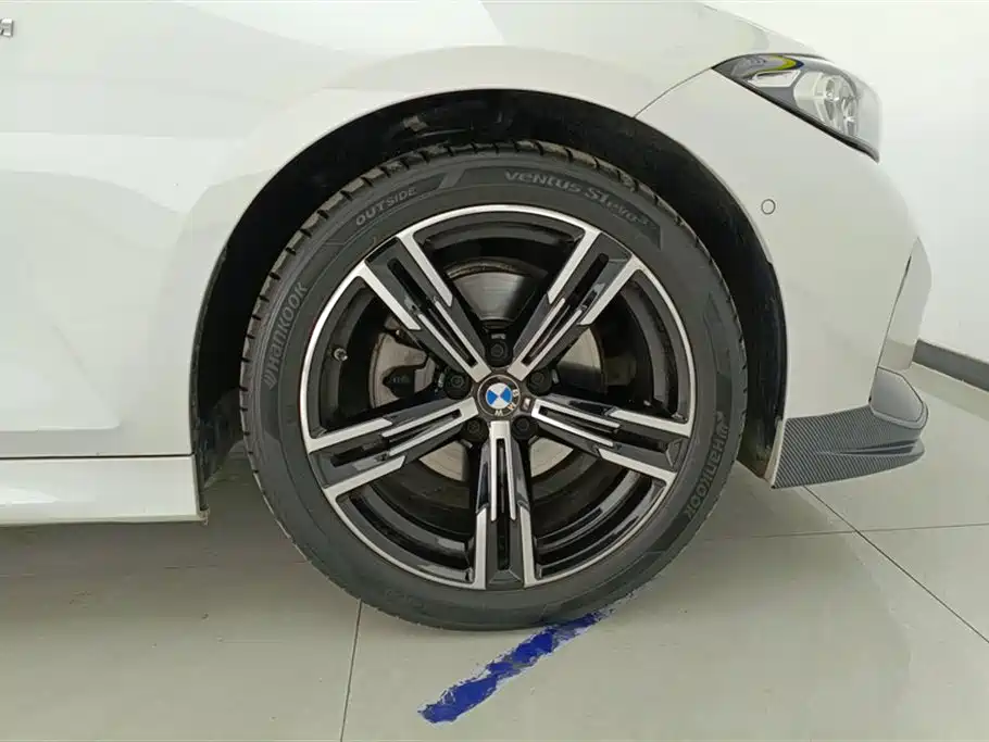 BMW 3 Series 3 2024 325i M Sport