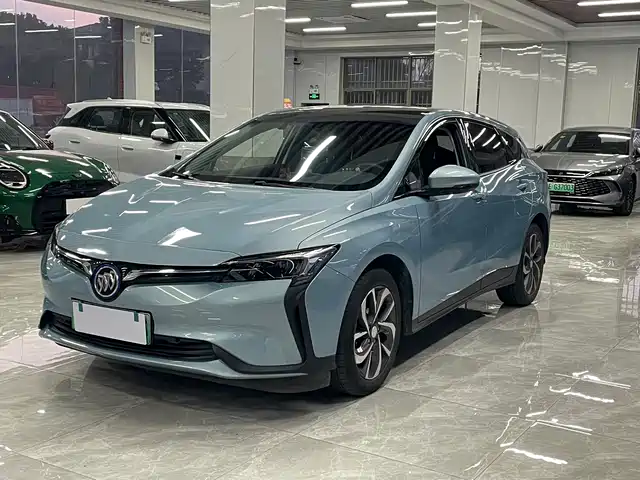 BUICK SLIGHTLY BLUE 6 2020