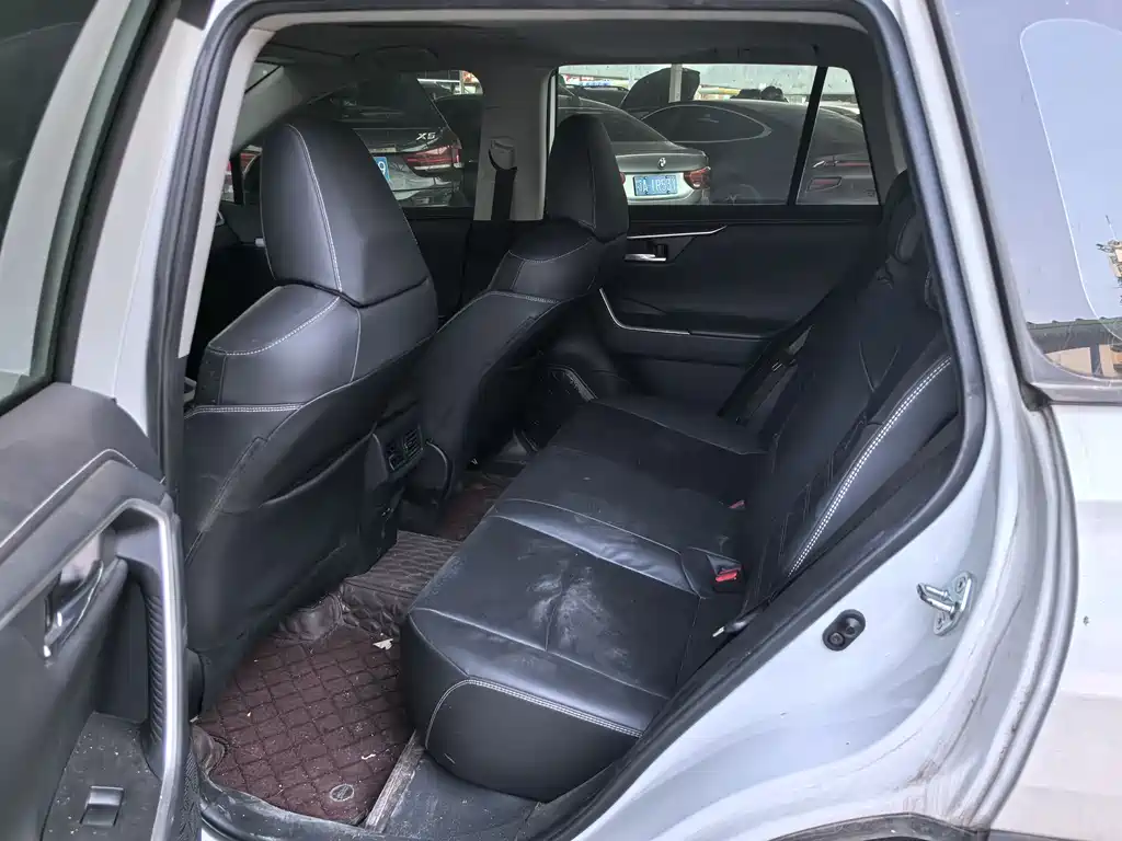 TOYOTA RAV4 RONGFANG