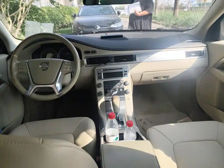 Volvo S80L — миниатюра 12