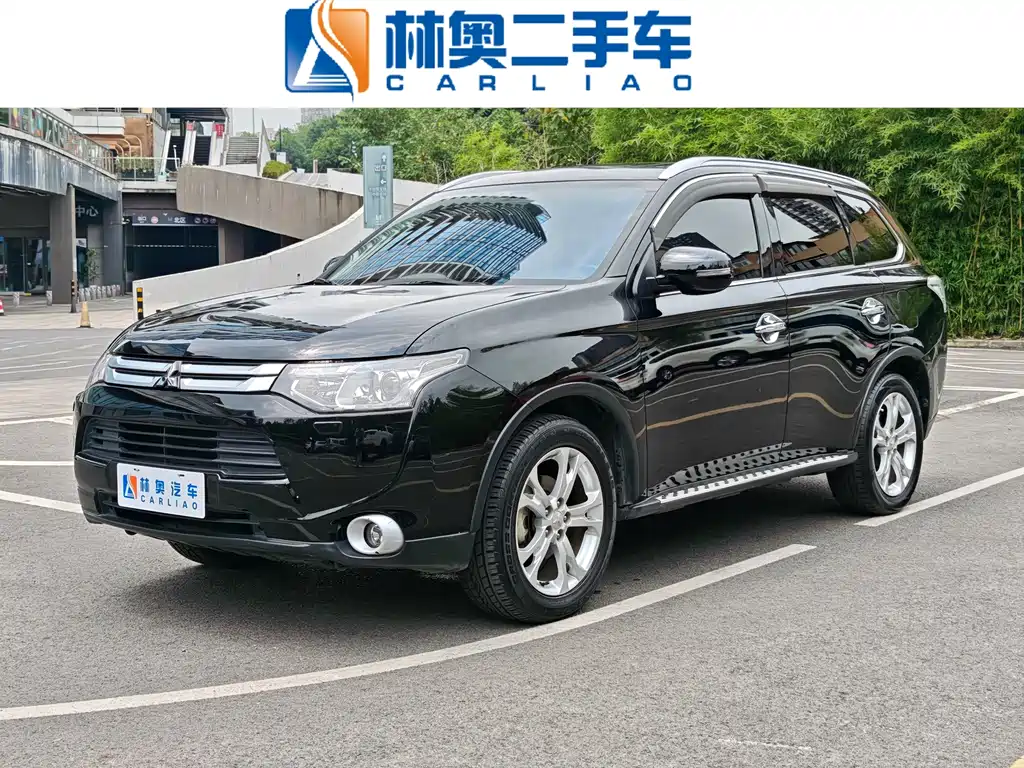 Mitsubishi Outlander (Import)