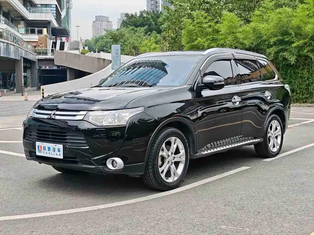 Mitsubishi Outlander (Import) — миниатюра 4