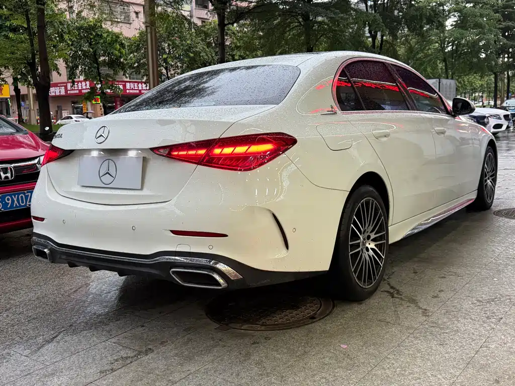Mercedes-Benz C-Class — миниатюра 9