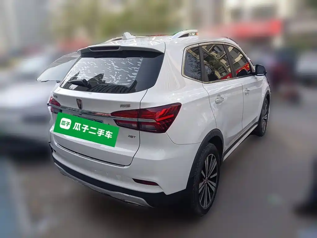 Roewe RX5 — миниатюра 4