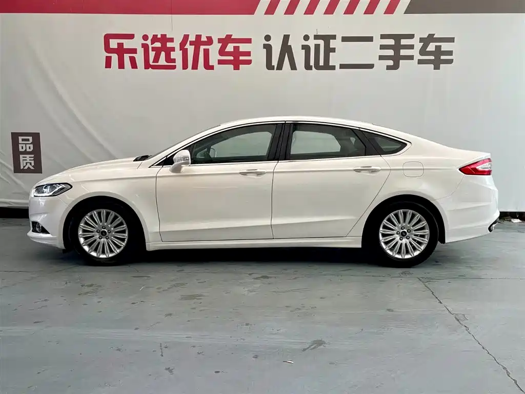 Ford Mondeo 2013 2.0L GTDi200 Luxury